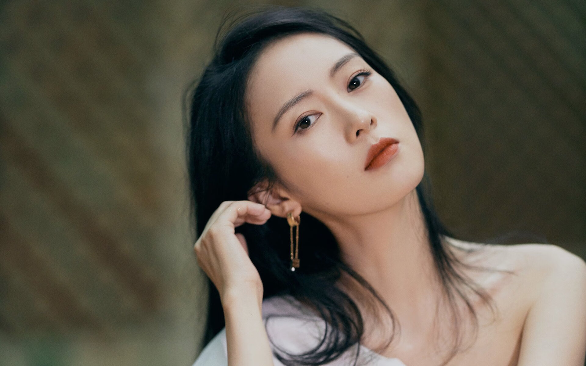 替补球员发挥出色,保持竞争力,替补球员应从什么位置入场