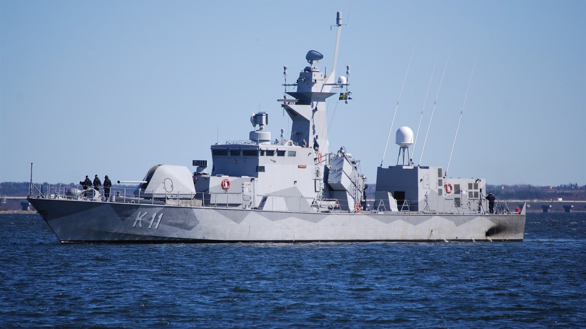 英超联赛进入关键阶段,激烈角逐冠军